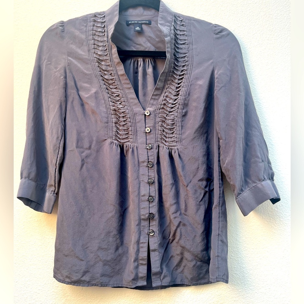 Banana Republic Silk Gray Blouse